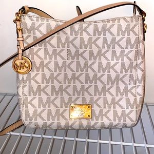 Michael Kors Crossbody